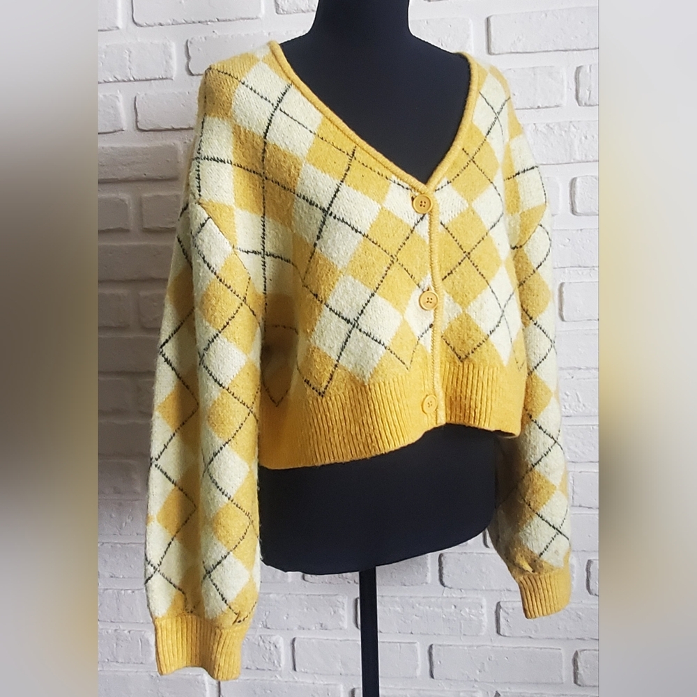 H&M Divided Argyle Jacquard Knit Button Cardigan Sweater Cropped Medium - Picture 6 of 15